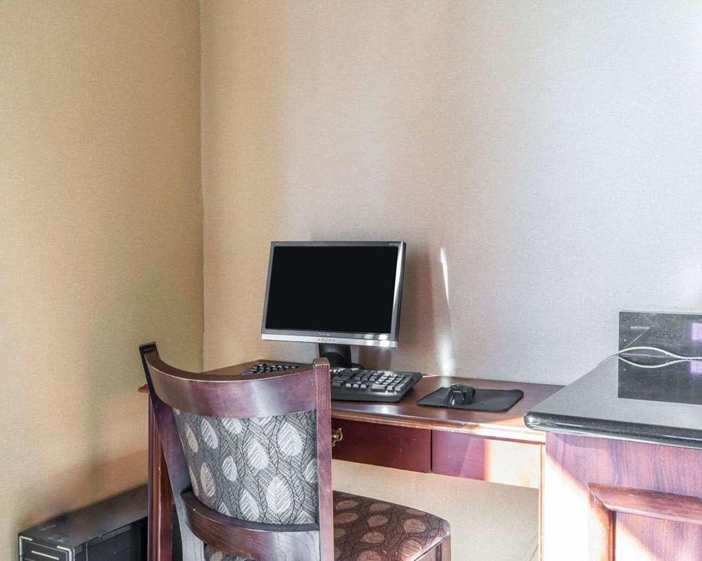 Quality Inn Dry Ridge